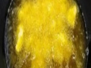 土豆解决食盐结块的物理化学机制