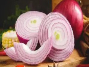 洋葱催泪的化学反应与应对